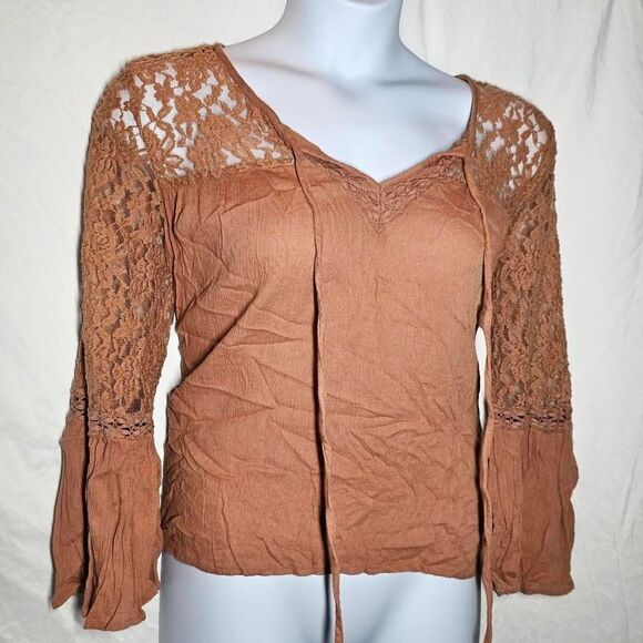 Mudd Tops - 2000s tan brown lace bell sleeve blouse